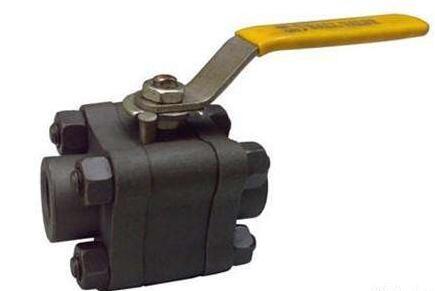 Ball Valve Threaded By Carbon Steel ASTM A 105 BODY And Stainless Steel ASTM A 182 F316 Ball/Stem