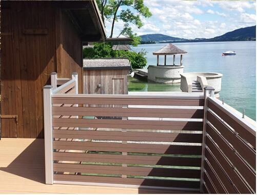                    Matte Finish WPC Fencing Panel Easy Clean for Office Courtyard              