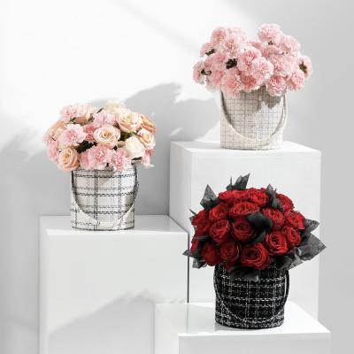 Exemplo de Custom Made Luxury Fashion Tecido de mão Círculo Redondo Caixa de embalagem de presente de flores