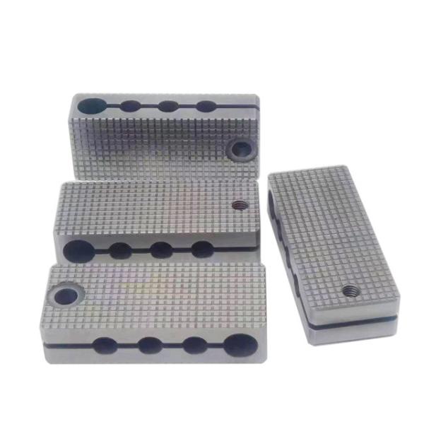 Точная обработка с ЧПУ Алюминиевые детали Пластиковые детали Услуги