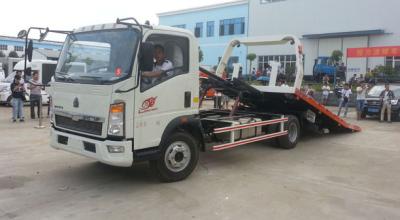 Light Flatbed Special Purpose Truck , Rotator Tow Truck With Cummins Engine