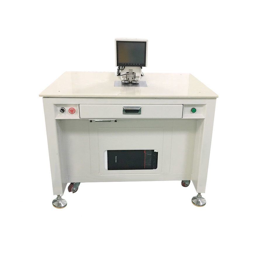 Automatic CCD Target Hole Puncher Guide Hole Punching Machine For Anodized Aluminum Name Plate Signs