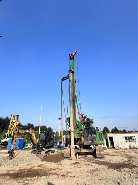 BVEM 2600 r/min rotation speed hydraulic vibroflot pile driver