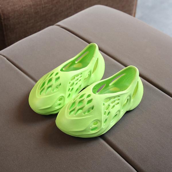 Thickness 1.5cm Unisex Kids Yeezy Clog Shoe With EVA Shoe