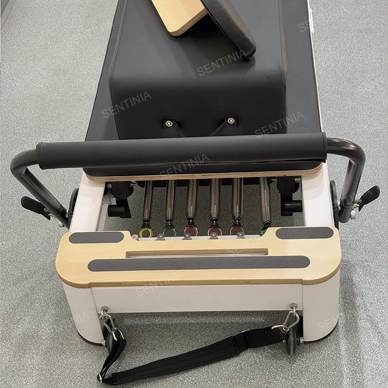 Rehabilitation Classic Aluminum Pilates Reformer With Microfiber Leather Cushion