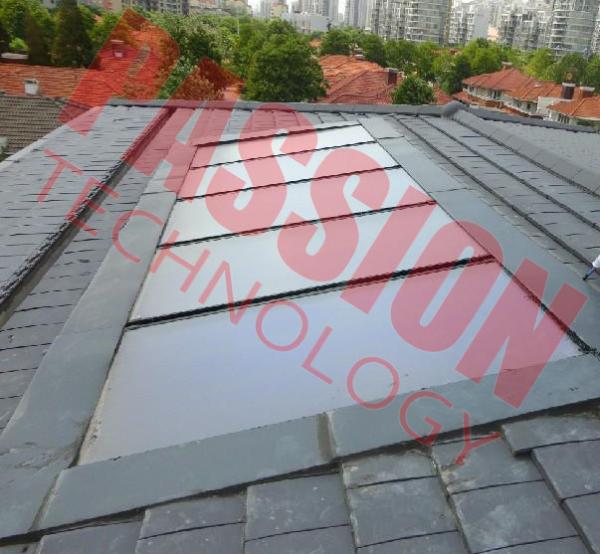 Os coletores térmicos solares da placa lisa, abrigam os painéis do coletor de calor solar