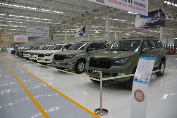 In-stock off-road  SUV Large Power Large Space Three Colors automotive manufacturing advanced engine technology