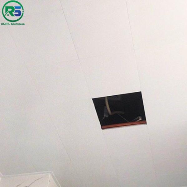 White Perforated AA1100H24 Aluminium Clip In Ceiling tiles for Shopping mall