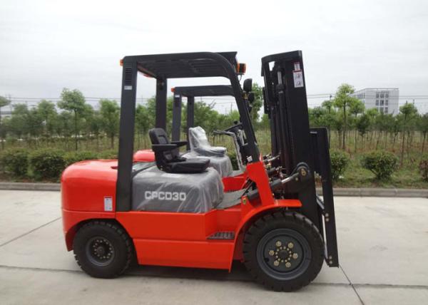 Automatic Transmission Power Lift Forklift , Industrial Pallet Handling Equipment