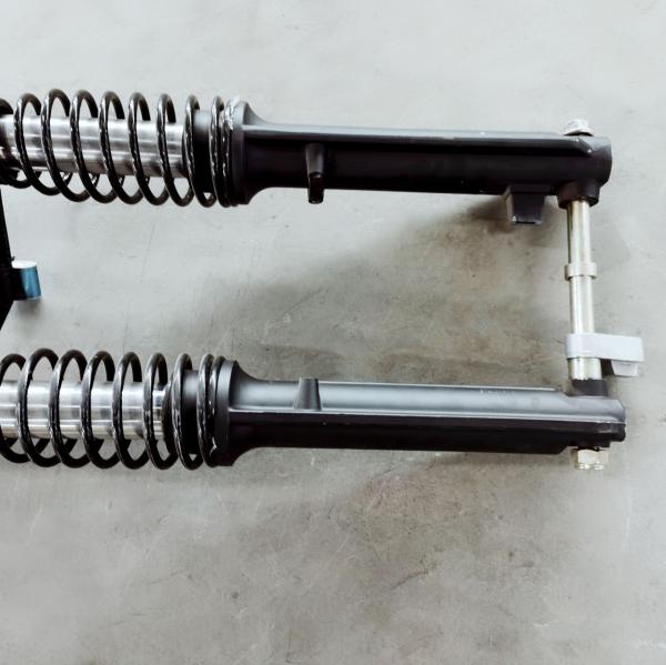 DAYANG Motorcycle Rear Shock Absorber OEM Box Packing A-CLASS 4/42 Bush Material ISO Place