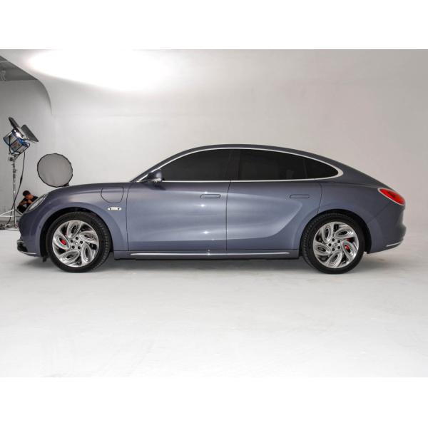 Седан высокой эффективности четырехколесного привода ORA Lightningmao 2022 600km электрический