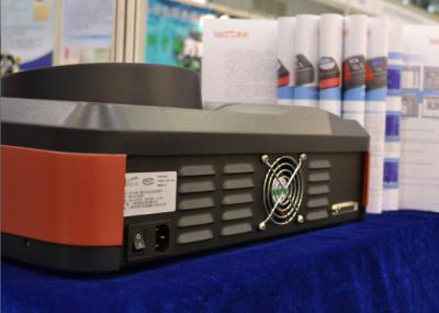 Detecção da alimentação do espectrofotômetro do feixe do dobro de Permethrin com relação de USB