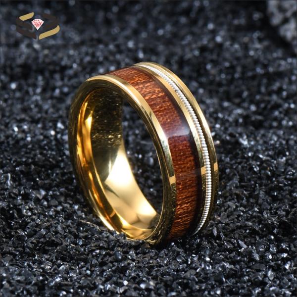 Anillo de carburo de tungsteno dorado plano para hombre con incrustaciones de madera de Koa y cuerda de guitarra de 8 mm para fiesta