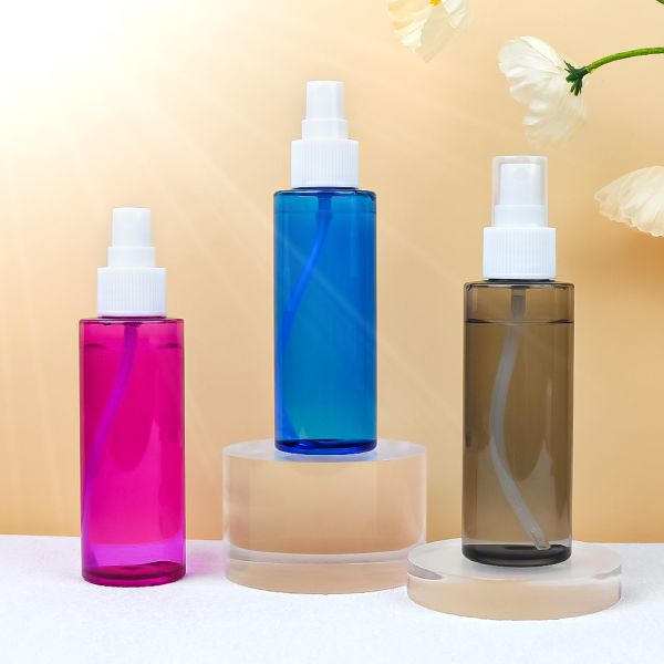 Food-Grade PET Refillable Plastic Spray Bottle with Fine Mist Spray and Light-Blocking Amber for Cosmetics