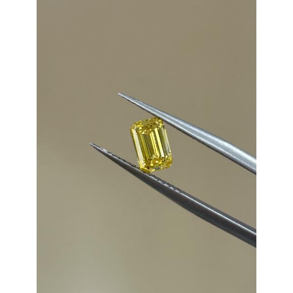 Emerald Lab Grown Diamonds IGI Certified Diamonds Lab Created Yellow Diamonds HPHT