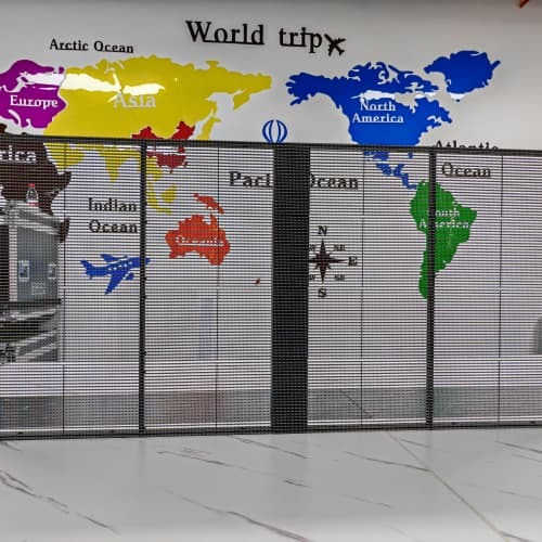 Full Color IP65 Transparent Grille Screens P2.6 Exhibition Hall Glass Outdoor Building Window Led Display Screen