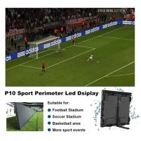 O perímetro do estádio de futebol morre tela grande exterior da carcaça P10