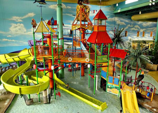 Aqua Fun Park Commercial Playground Equipment With Fiberglass Material