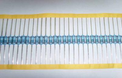 3W E96 330K Ohm 1 % Metal Film Resistor / Vishay Analogue Metal Film Resistors