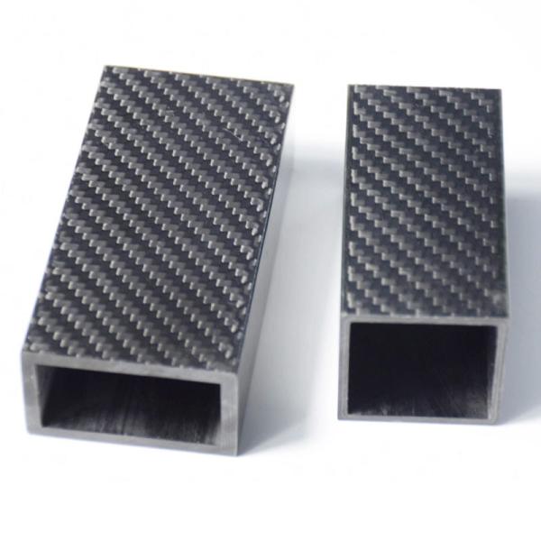 Tubo de forma octogonal rectangular cuadrado de fibra de carbono brillante / semi / mate 30x20mm