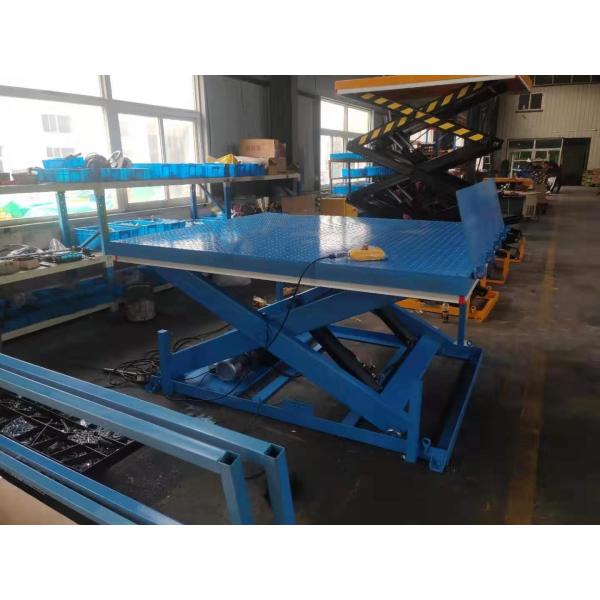 Warehouse 2000*3000mm Hydraulic Dock Scissor Lift With Electric Lip