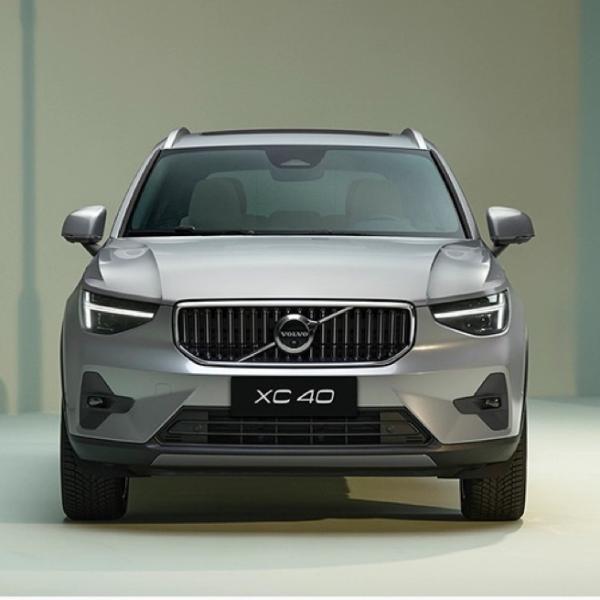 2023 Volvo XC40 Pro Long Battery Life And Front 4 Rear 4 Radar For Enhanced Safety