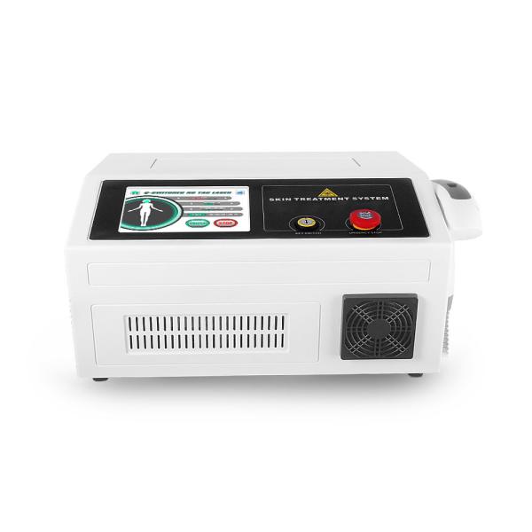500W Q スイッチされたタトゥー除去レーザーマシン / Nd Yagレーザー 8ns パルス自動水冷却