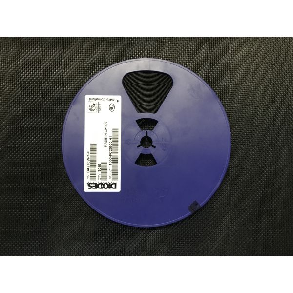 BAS70W-7-F 70V 200mA Dual Series Schottky Diode with 1V Low Vf 4ns Fast Switching SOD-123 Package High Efficiency AEC-Q101 Qualified Tape and Reel Packaging