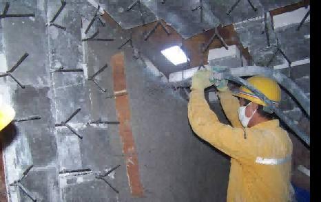 Medium Temperature Refractory Paint Wet Spray Refractory Coating Erosion Resistance