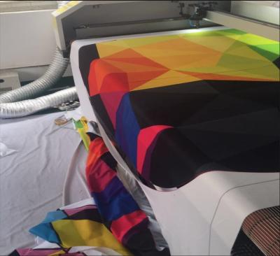 Industrial Laser Cutting Machine Bed Upholstery Cnc Fiber Laser Cutting Machine