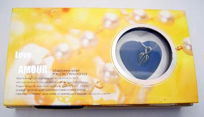 Spanish Versions Color Box  Love Pearl Necklace Gift Box With Fashion Cage Pendant for Birthday or Holiday Gift