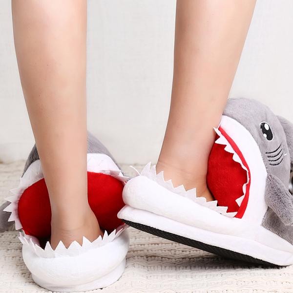 Y-Z Winter Cartoon Animal Soft Warm Fuzzy Shark Shoes Funny Fluffy House Indoor Floor slippers