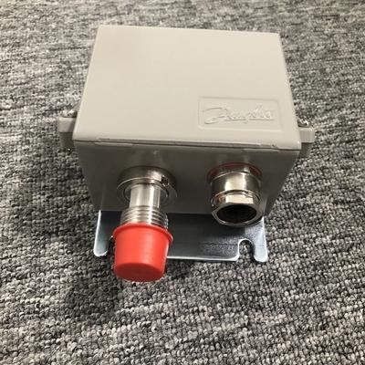 Danfoss EMP 2 Precision Pressure Transmitter 084G2109 4-20mA