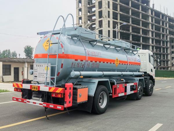 Dongfeng Tianjin Diesel Cargo Truck 15.3 CBM 8*4 Hydrogen Peroxide Transport Truck