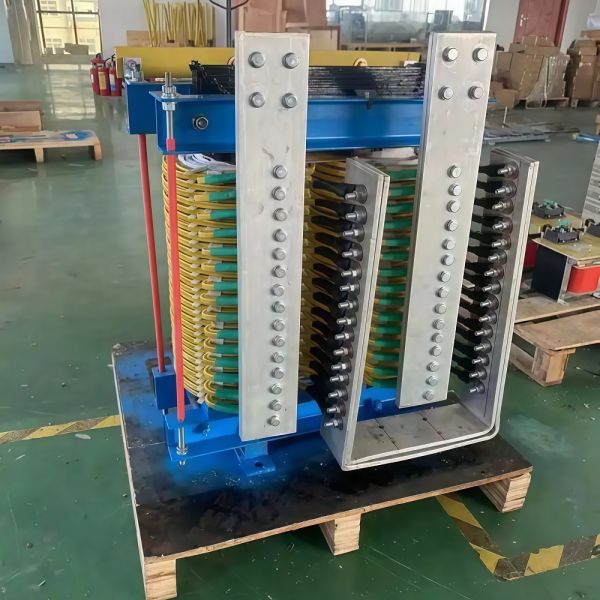 Dry Type Distribution Transformers Featuring Silicon Steel Laminations Corematerial and Protectionlevel IP20 To IP54 for Industrial Applications