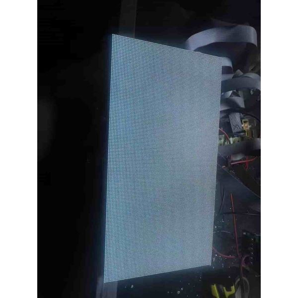 3840Hz Seamless Video Wall Displays IP54 LED Indoor Screen P1.86 For Conference Room Studio Control Center