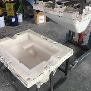 Rapid Prototyping RIM Plastic Injection Molding Large Parts Polyurethane Material ODM