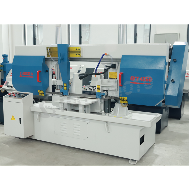 GT4250 Gantry Type Bandsaw Machine Metal Sawing Machine Double Column Structure