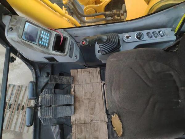 20 Ton Komatsu Hydraulic Crawler Excavator 107KW 3800 Hours in Spain Yellow