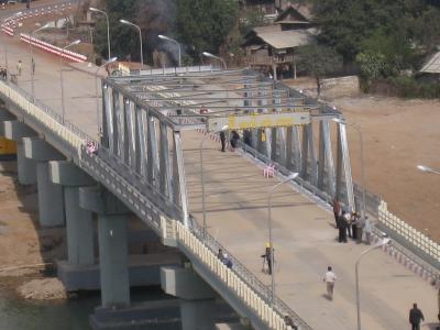 Cable Stayed Modular Steel Pedestrian Bridge Heavy Loading For Delta