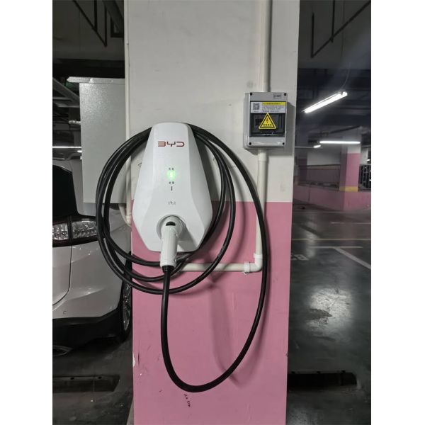 Photovoltaic Energy Storage System with Integrated Generation-Storage-Consumption for Peak Shaving and Uninterrupted Power Supply
