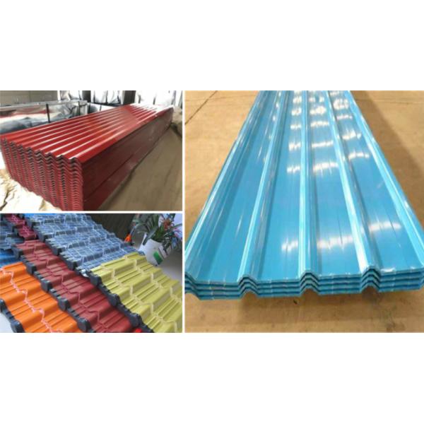 Порошок покрыл стальные настилая крышу листы красит покрытый металл гальванизировал стальные листы крыши