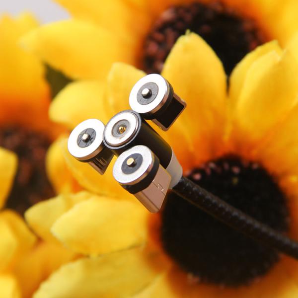 Gold Nylon 5V 2.4A 8pin Magnetic 3 In 1 Charging Cable