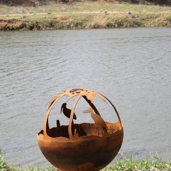 600mm Corten de aço redondo fogo exterior esfera de fogo de bola de poço para queima de madeira