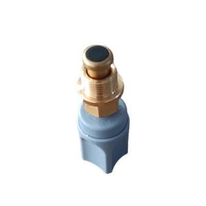 ウォールボイラーの温水供給入口バルブ