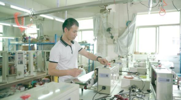 FRD-1000 Ink Printing Horizontal Band Sealing Machine with Packaging Type Case 26 kg