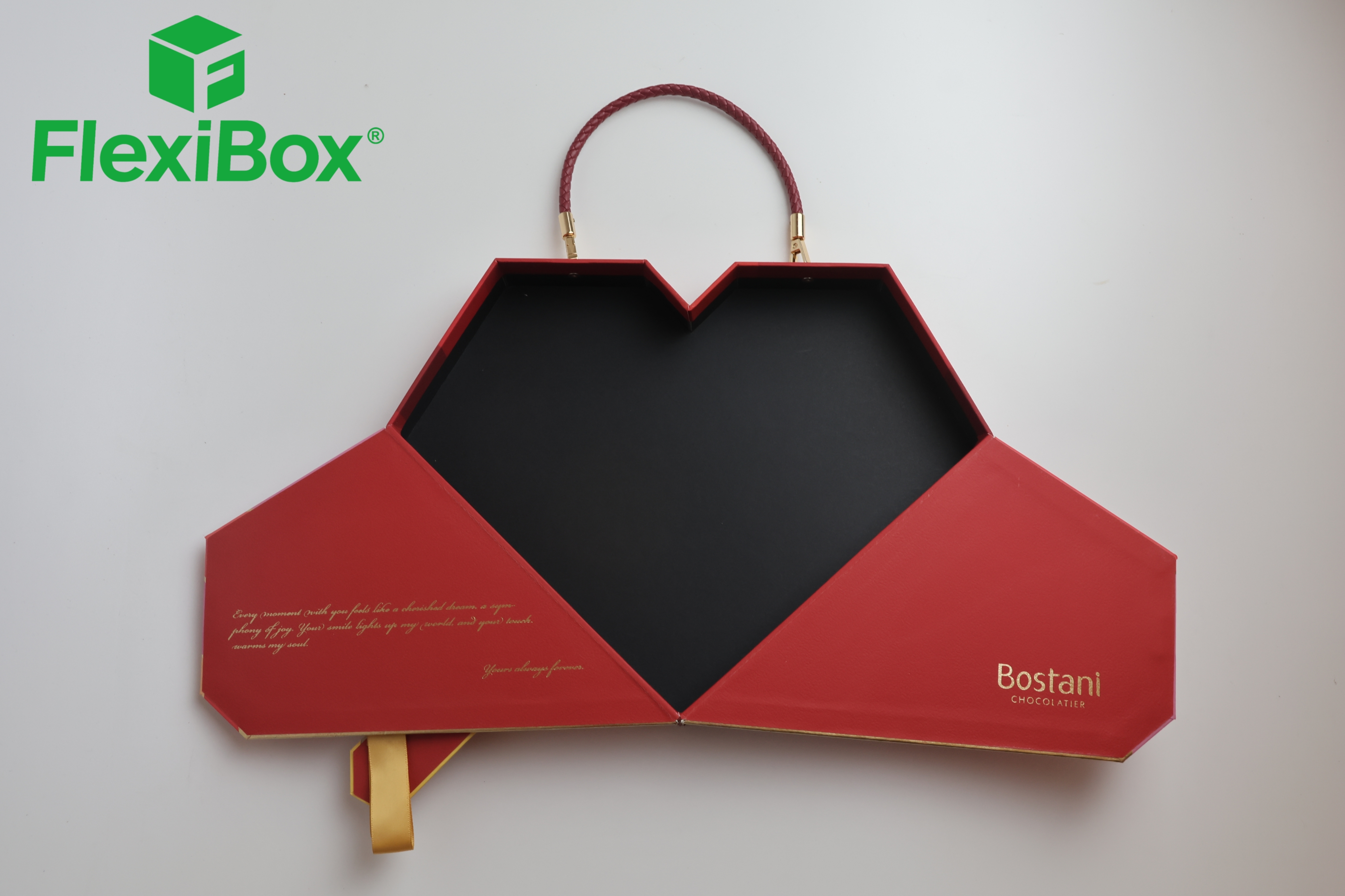 Luxury Heart-Shaped Magnetic Gift Box with Detachable Woven Leather Handle for Premium Packaging