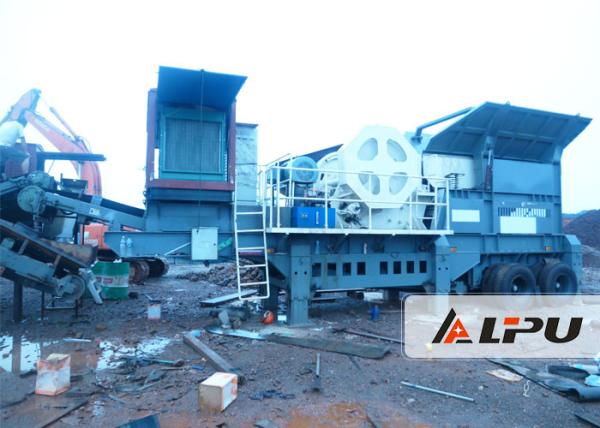 Reasonable Matching Mobile Crushing Plant 54t Portable Rock Crusher