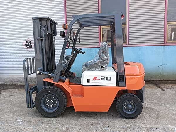 2000kgs Gasoline Forklift Truck Japanese NISSAN GK21 Forklift Counter Balance