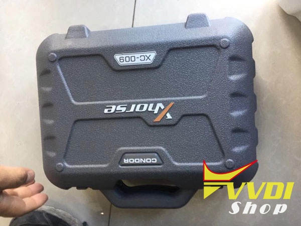Xhorse Condor XC-009 XC009 Ключевая дублирующая режущая машина с батареей для односторонних и двусторонних ключей
